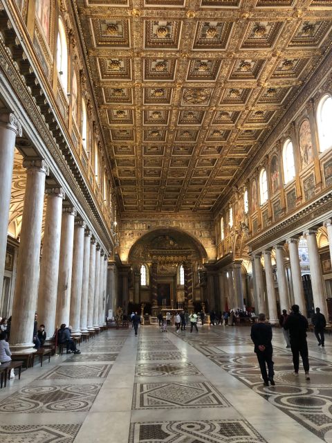 Rome: Basilica of St Mary Major Catholic Pilgrim Tour - Outside meets inside: the Holy Door, the five names, and what to watch for
