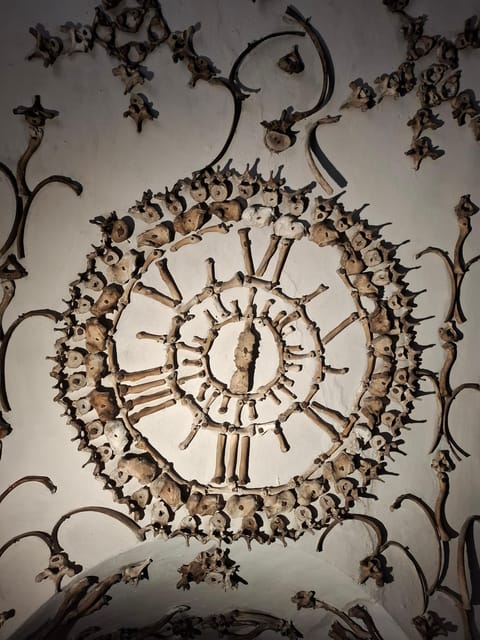 Rome: Bone Crypts Express - Tour in ENGLISH with tickets - Capuchin and Franciscan Roots: Why the Bones Matter Here