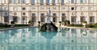 Rome: Borghese Gallery Skip-the-Line Entry and Guided Tour - Entering Borghese: The Right-Side Meeting Point Trick