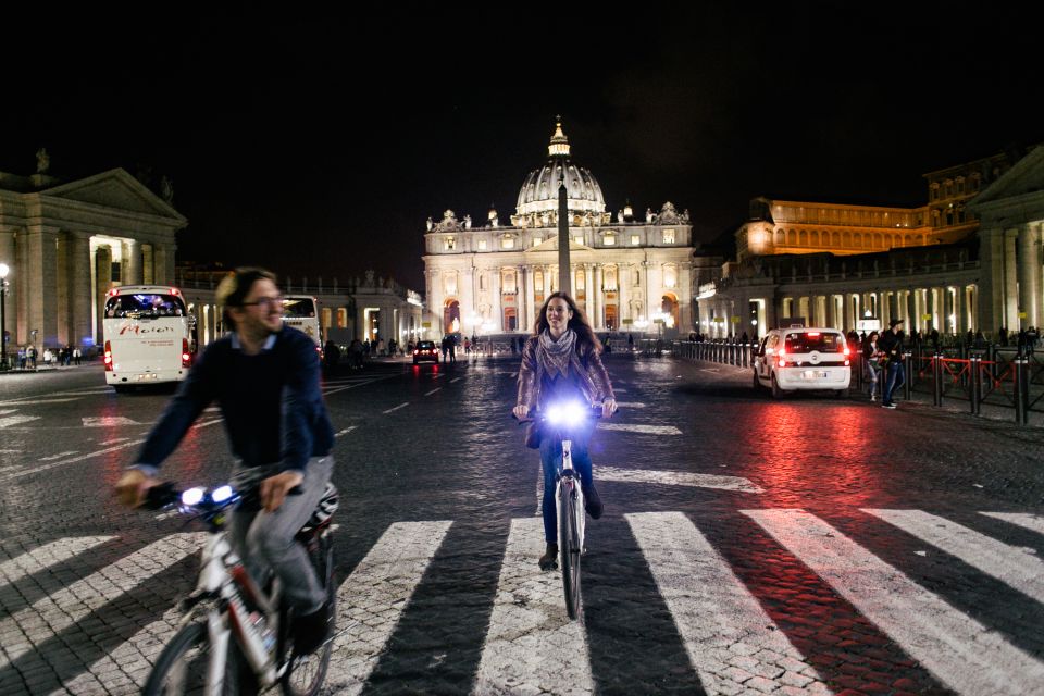 Rome by Night: 3-Hour Bike Experience - Colosseum at night: the monument that feels cinematic after the lights turn on
