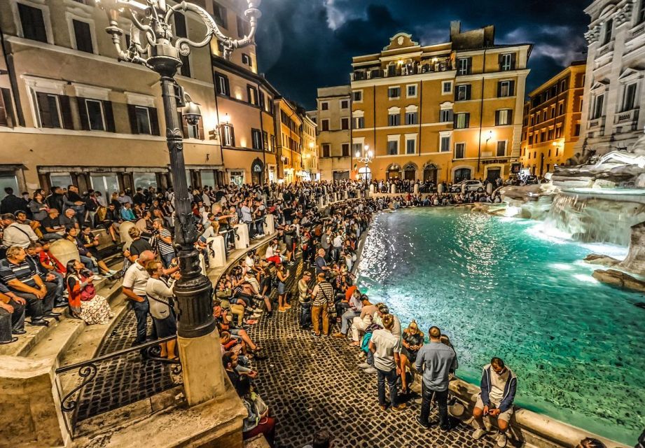 Rome by night in Mercedes Van 2 hour - Who should book this night Mercedes van tour?