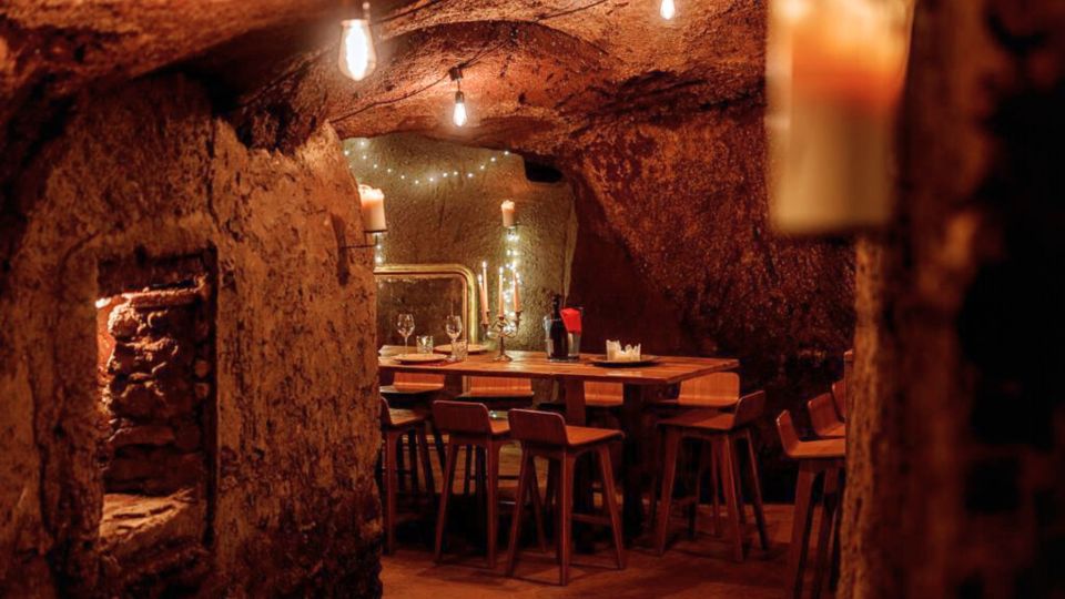 Rome: Candlelight Wine tasting in ancient roman Cave - What you taste: 3 wines and how the pairings are built