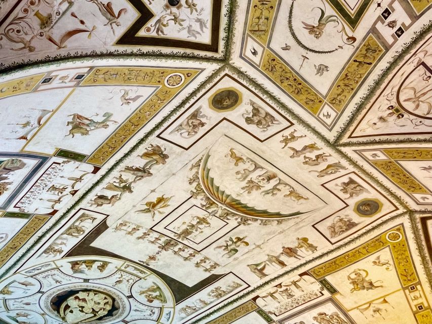 Rome: Castel Sant'Angelo and Hadrian's Tomb Guided VIP Tour - Hadrian’s Tomb inside Castel Sant’Angelo