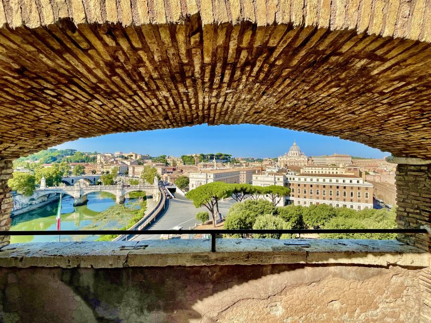 Rome: Castel Sant'Angelo and Hadrian's Tomb Guided VIP Tour - VIP entry and the small-group setup that makes it easier