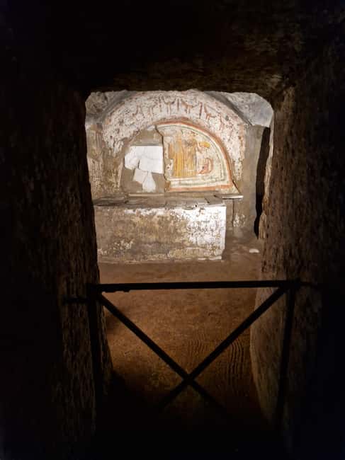 Rome: Catacombs Skip-the-Line Tour with Tickets - From pagan Rome to Roman-Christian Rome: the story you’ll actually hear