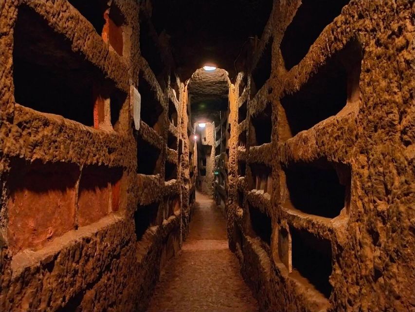 Rome Catacombs Underground Small Guided Tour with Transfer - Where the Tour Begins: Santi Cosma e Damiano and the Forum Edge