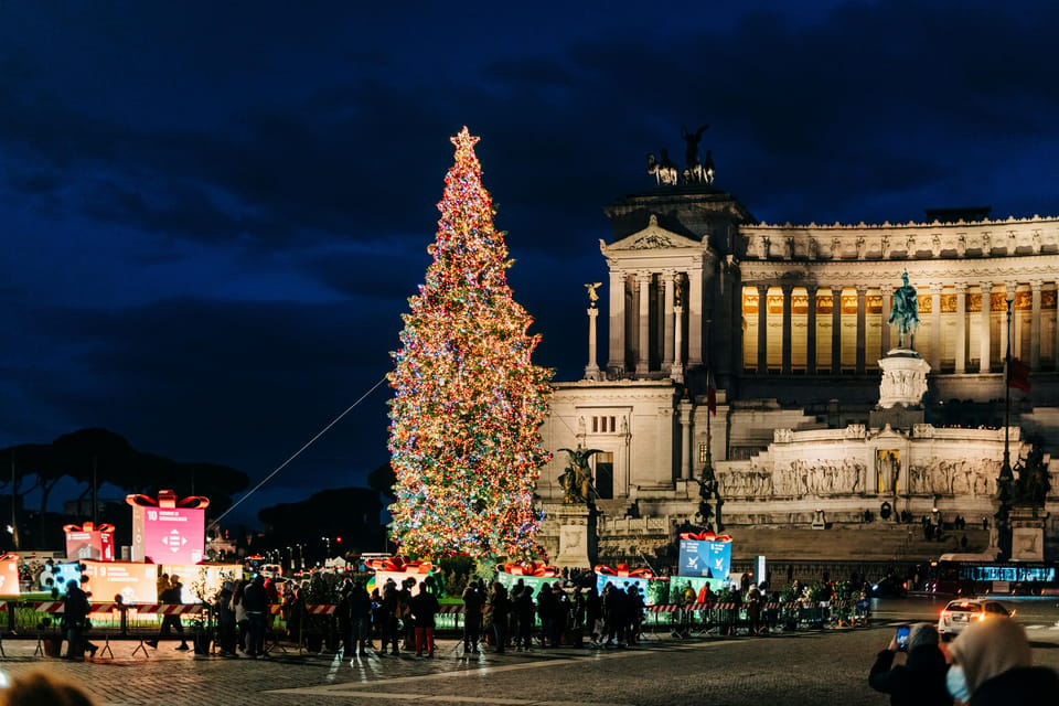 Rome: Christmas Lights Walking Tour - Via dei Coronari and Ponte Sant’Angelo: classic river views toward Castel Sant’Angelo