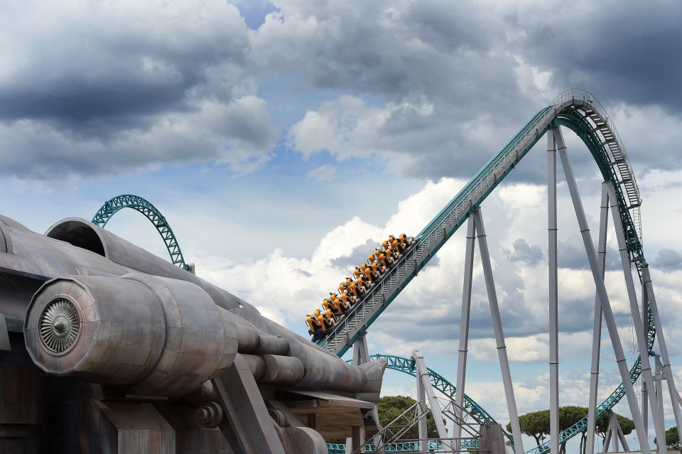 Rome: Cinecittà World the Cinema Theme Park - Aqua World water park: 5 aqu–tions when the sun is on