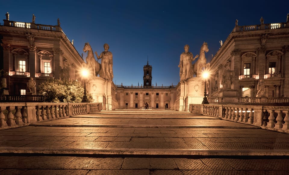Rome: City Golf Cart at Night Tour - Aventine Keyhole: A Small Stop With Big Reaction