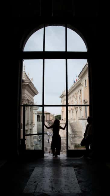 Rome: City Highlights Electric Bike Tour - Pantheon to Trevi and up to Piazza di Spagna: classic Rome, less walking pain