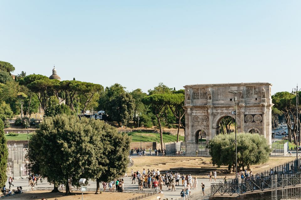Rome: City Highlights Walking Tour - Trevi Fountain and Piazza della Rotonda: the view goes full postcard