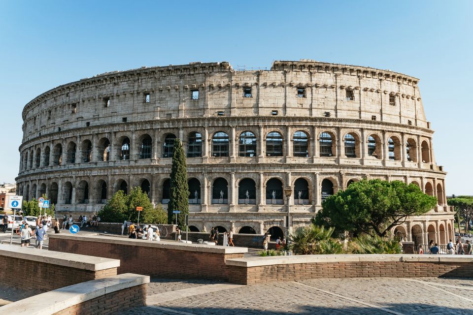Rome: City Highlights Walking Tour - Campo de’ Fiori finish: where the night turns practical