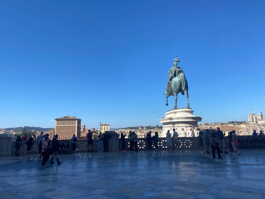 Rome: City walking tour. the beauty. - Trevi Fountain: The Classic Moment Plus Context