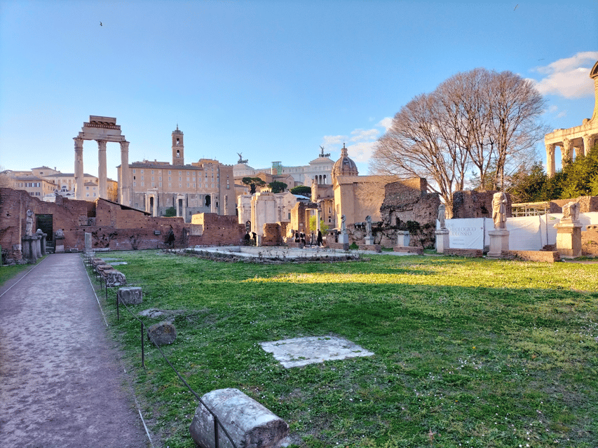 Rome: Colosseum and Ancient Rome Guided Walking Tour - Roman Forum on foot: the empire’s working center