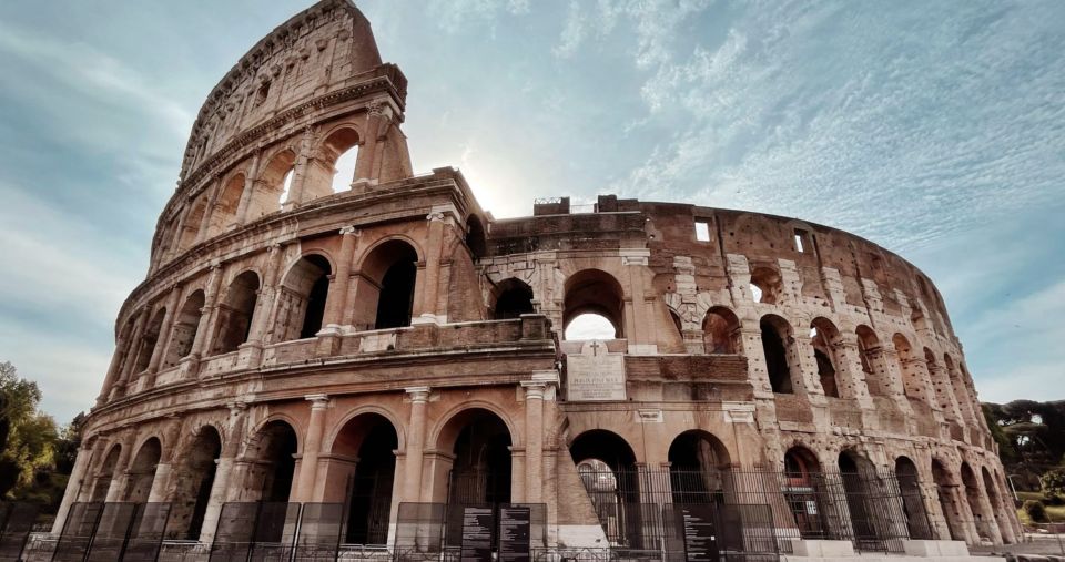 Rome: Colosseum Arena Floor, Roman Forum & Palatine 10 pax - Palatine Hill: the power stories under your feet