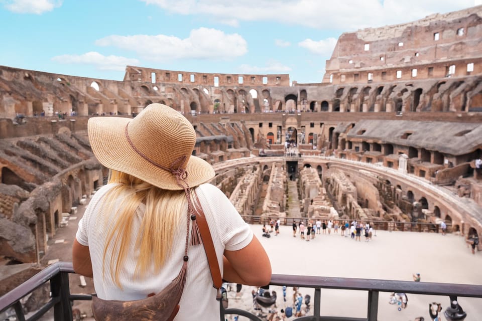 Rome: Colosseum Arena Floor, Roman Forum & Palatine Tour - Palatine Hill: The Elite Quarter With Big Views