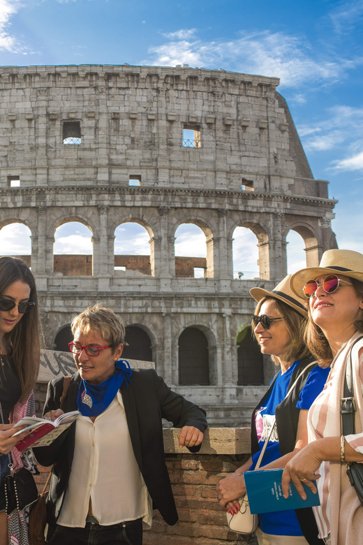 Rome: Colosseum Experience with Host and Audio Guide - Time budgeting for a 2.5-hour plan