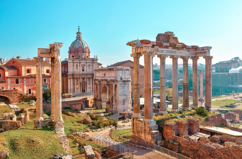 Rome: Colosseum, Forum, & Palatine Hill Entry & Audioguide - Entering the Colosseum: escorted access plus self-paced audio