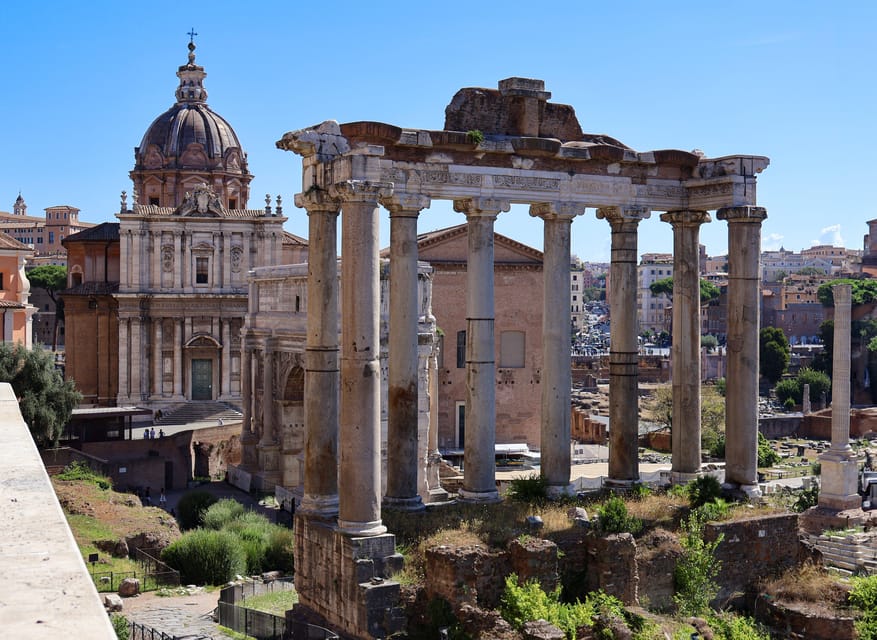 Rome: Colosseum, Forum, Palatine with Breakfast or Aperitif - How the smartphone audio works for the Roman Forum
