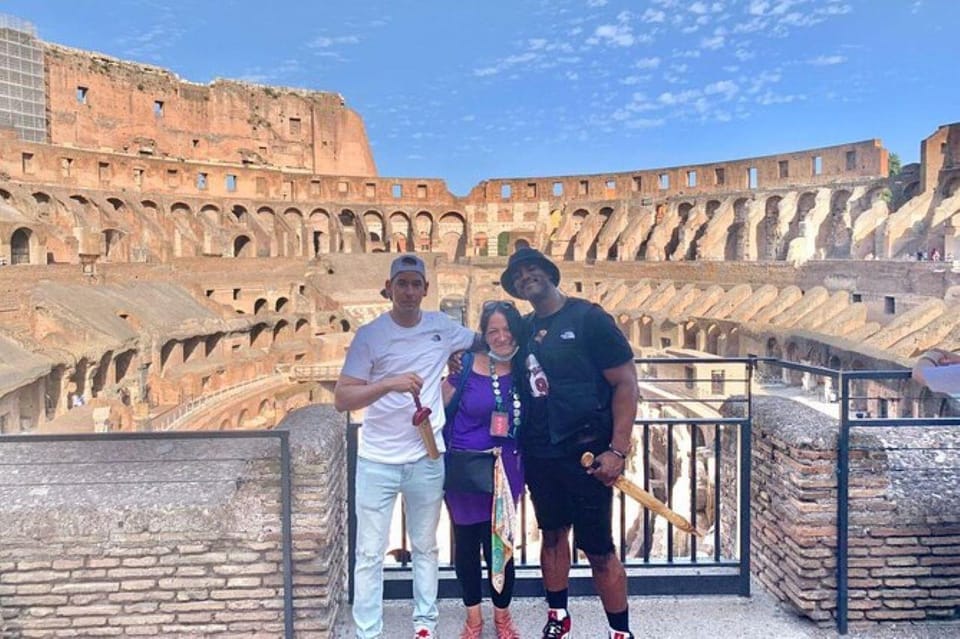 Rome: Colosseum Guided Tour with Forum Entry Experience - Getting in: meeting point, security, and how the headsets help