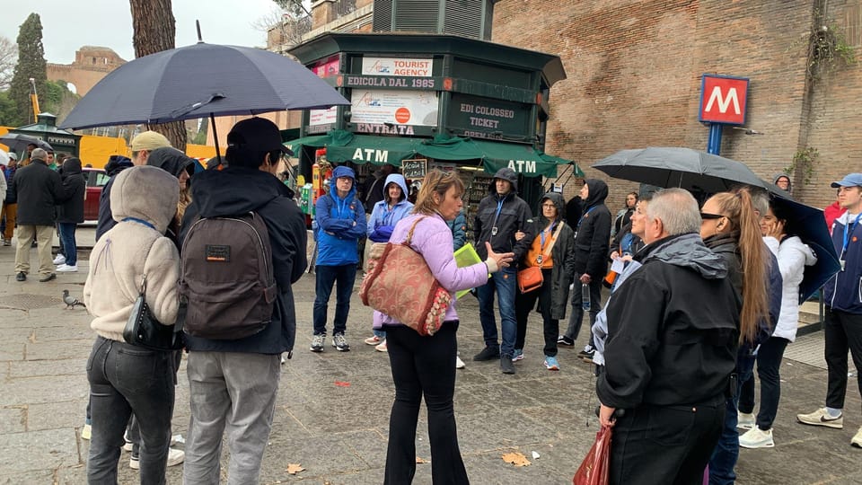 Rome: Colosseum Guided Tour with Roman Forum & Palatine Hill - Rules and Fitness Limits That Affect Your Comfort