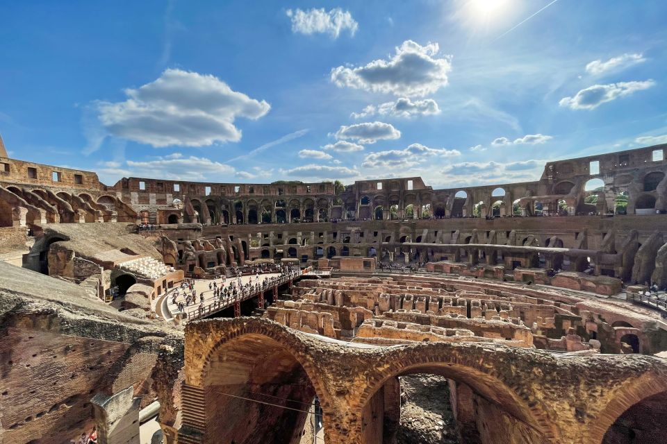 Rome: Colosseum, Palatine Hill and Roman Forum Guided Tour - Palatine Hill’s Imperial Residences: Stadium, Domus Augustana, Domus Flavia