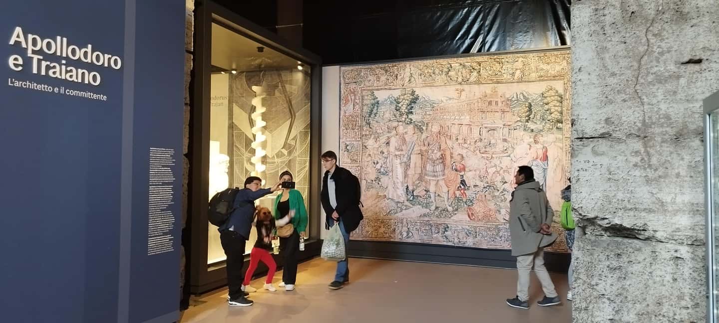 Rome: Colosseum Private Tour - Meeting up fast at the Colosseo metro upper level