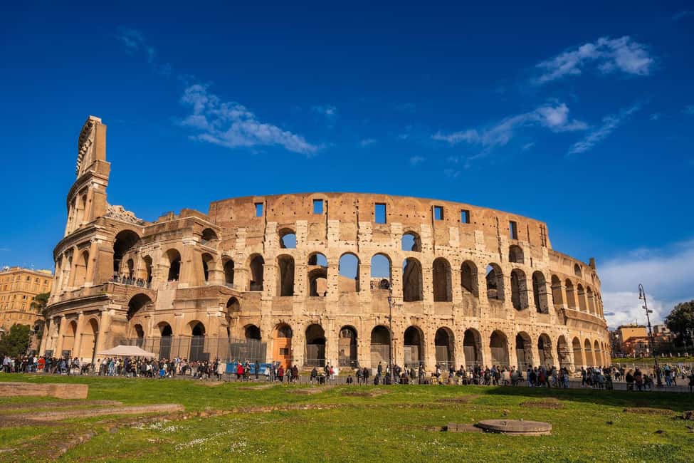 Rome: Colosseum, Roman Forum, and Palatine Hill Tour - Why reserved Colosseum entry beats the ticket line