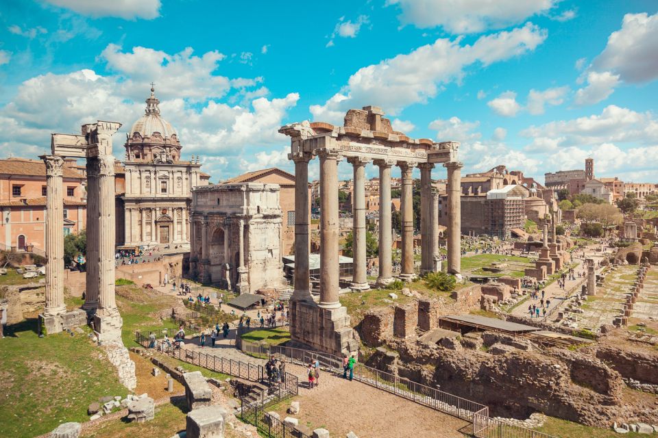 Rome: Colosseum, Roman Forum & Trajan's Market Exterior Tour - 90 Minutes on the Outside: The Best Way to Start Rome’s Most Famous Ruins