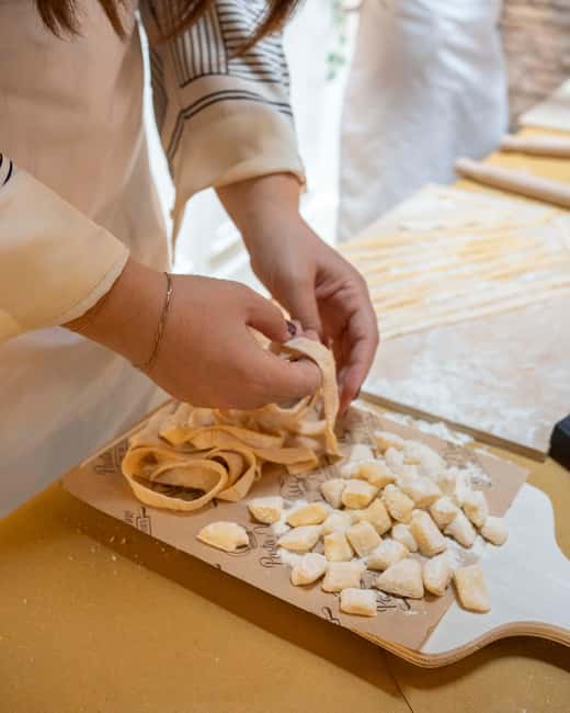 Rome: Cooking class with wine pairing at Come Na Vorta - The meal you get: bruschette, two pastas, and tiramisù