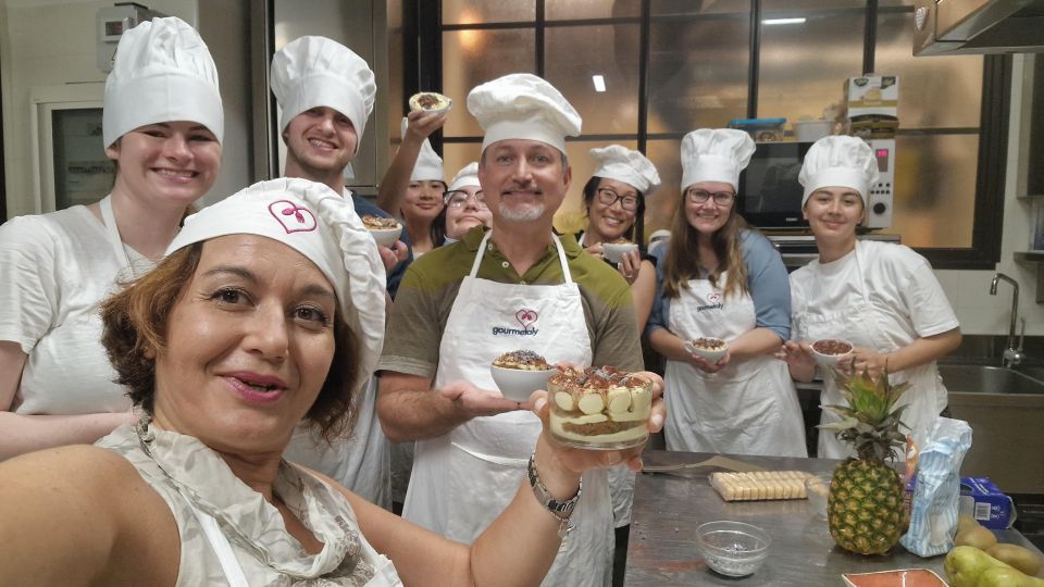 Rome cooking: Gelato & Tiramisu with savoiardi Baking class - Tasting, Recipes, and Home-Cooking Tips You Can Use Fast
