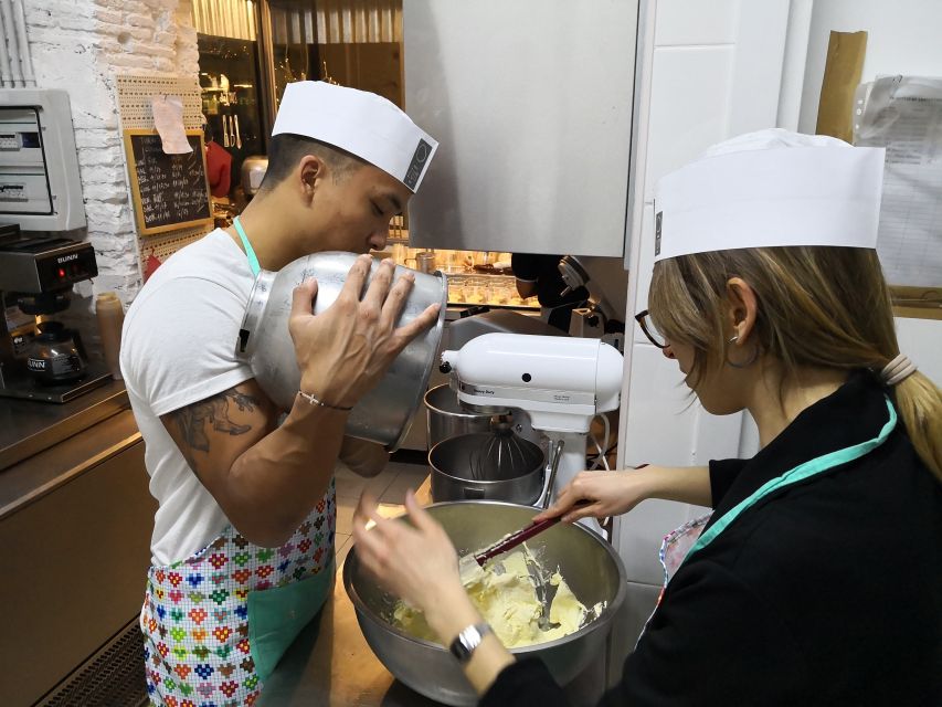 Rome cooking: Gelato & Tiramisu with savoiardi Baking class - Should You Book This Rome Gelato and Tiramisu Class?