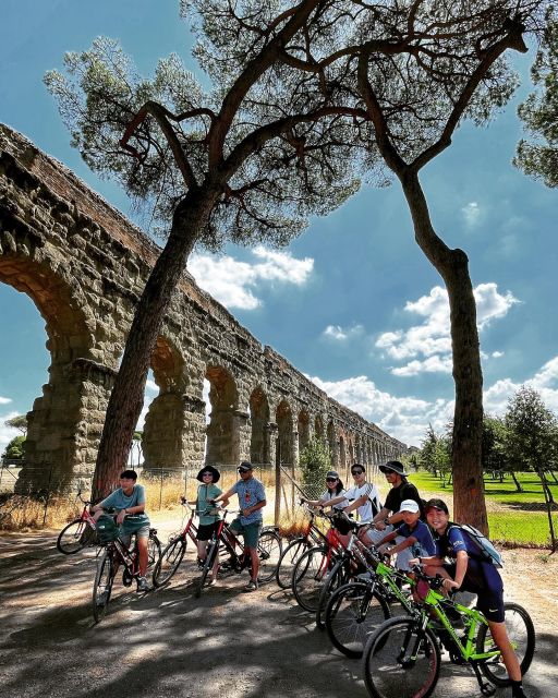 Rome: Cycling through Eternity - Starting point at Via dei Serpenti: the ride begins with orientation