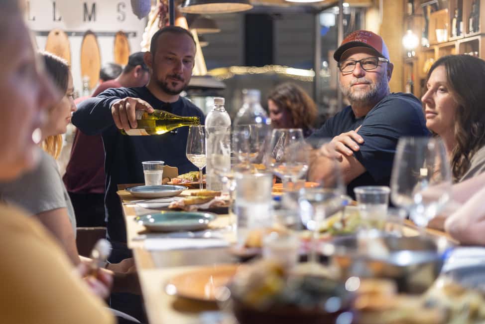 Rome: E-Bike Night Tour with Food and Wine Tasting - Piazza Venezia to the Jewish Ghetto: history on wheels, not in a museum