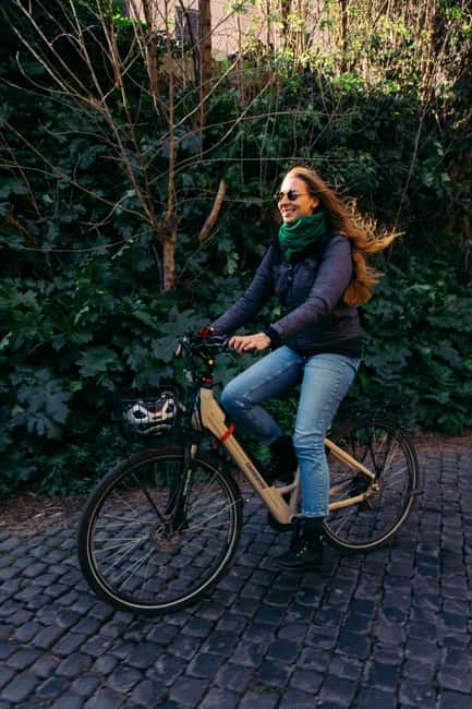 Rome: E-bike Tour From The Circus Maximus To The Catacombs - Caffarella Valley by E-bike: Nature Breaks Up the Stone
