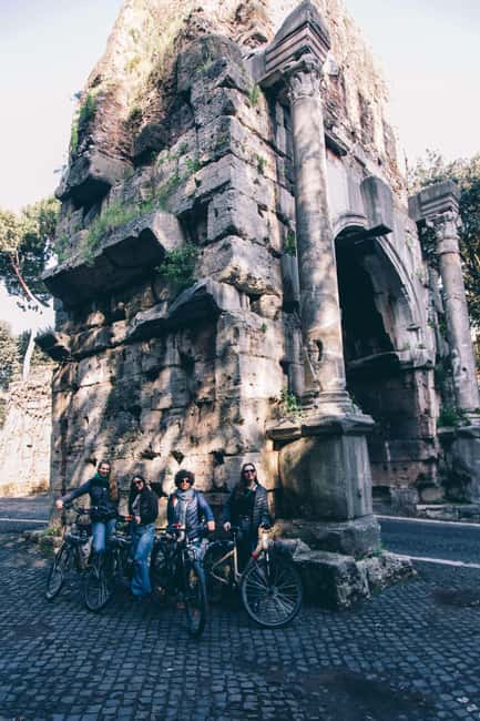 Rome: E-Bike Tour of Appia Antica, Aqueducts, and Caffarella - Why Appia Antica and aqueducts feel different on an e-bike
