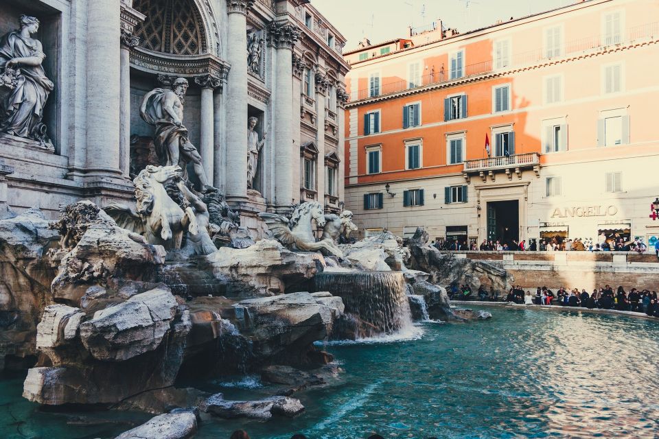 Rome: Early Morning Sightseeing and Piazzas with Breakfast - Pantheon with fewer people and better focus