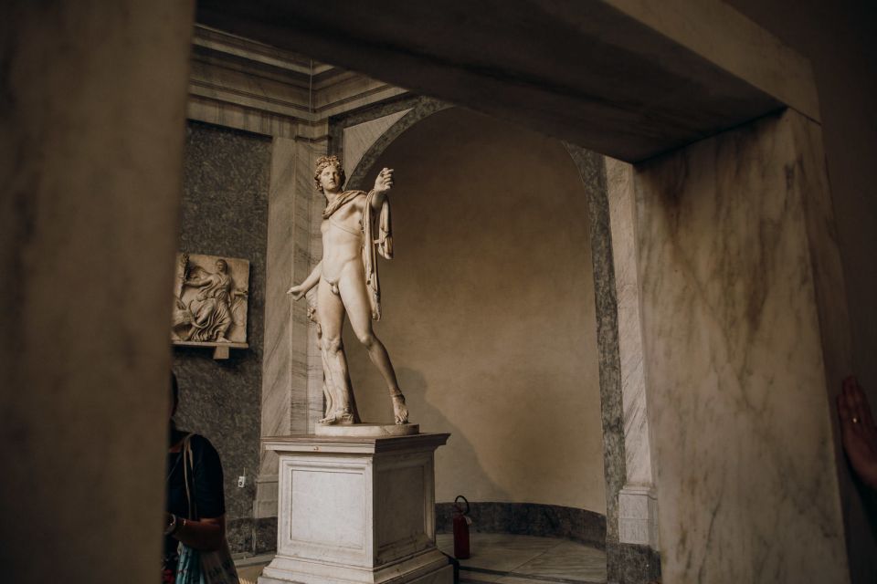 Rome: Early-Morning Vatican Museums and Sistine Chapel Tour - Sistine Chapel: timing, ceiling focus, and a handout that actually helps