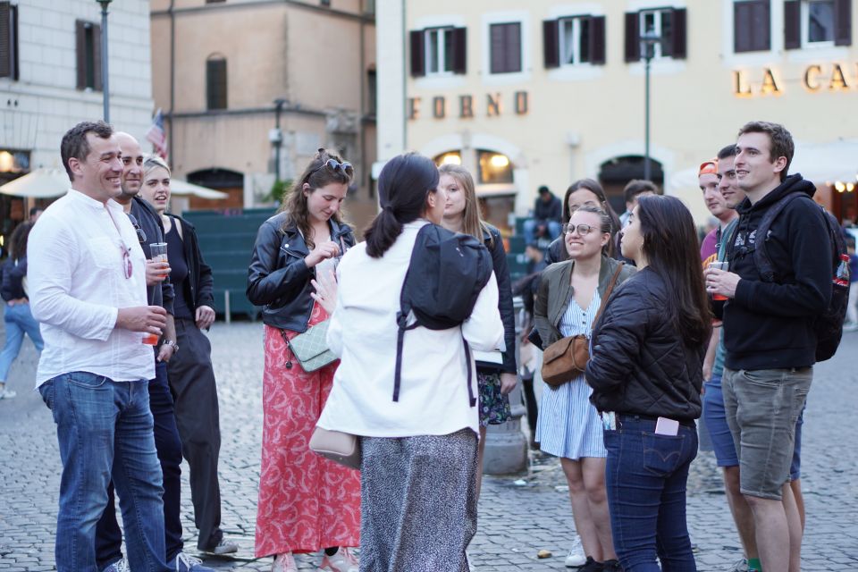 Rome: Evening Walking Tour with Cocktails and Local Guide - Via dei Coronari and side streets: where the walk becomes Roman texture