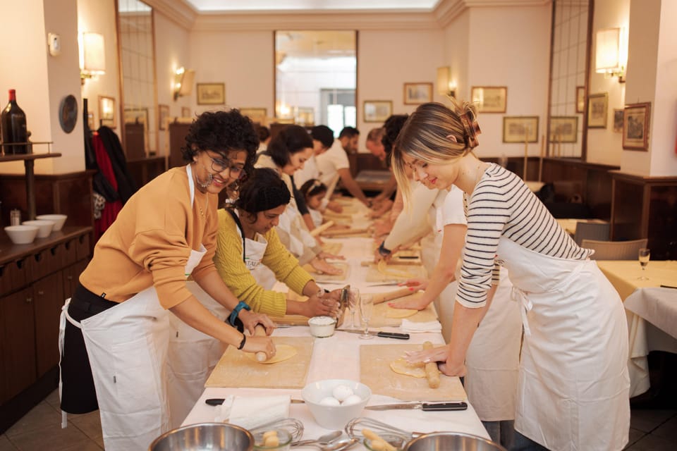 Rome: Fettuccine Pasta Cooking Class in Rome's City Center - What you actually learn (and what you don’t)