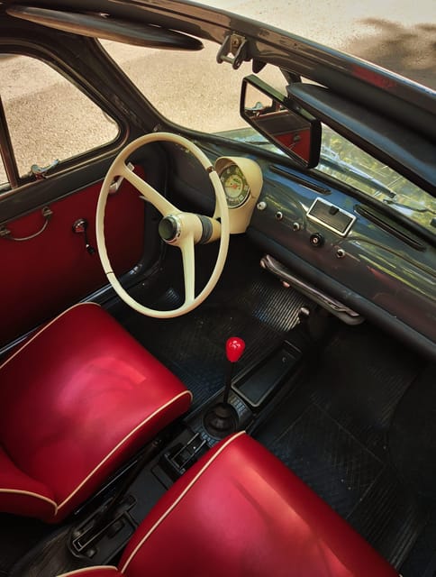 Rome: Fiat 500 private tour with a roman - Palatine Hill and San Pietro in Vincoli: Rome in layers