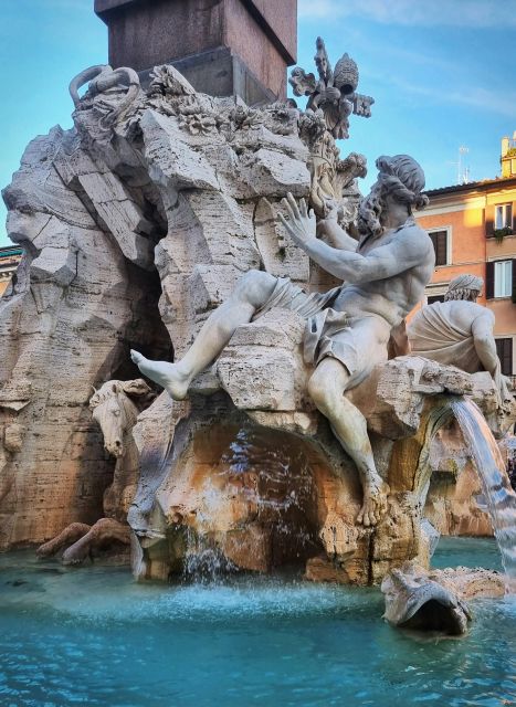 Rome: Fountains and Squares small-group guided Walking Tour - Spanish Steps and Fontana della Barcaccia: the views and the playful boat
