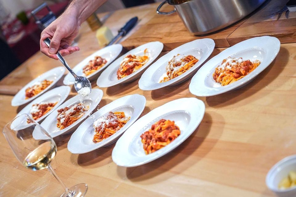 Rome: Fresh Pasta-Making Class with Italian Chef and Wine - Who this pasta class suits best