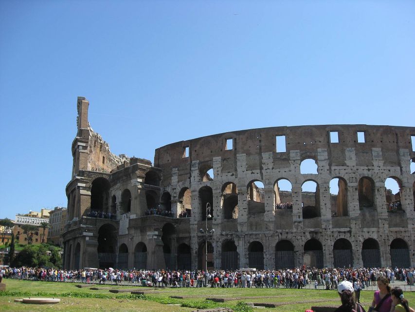 Rome: Full Day Tour Colosseum and Vatican Museums with lunch - St. Peter’s Basilica and La Pietà: The Grand Finale