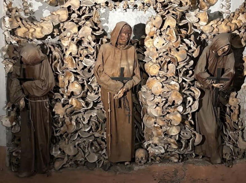 Rome: Ghosts & Bone Crypts Tours: 2 Tours, 1 Discount Ticket - Via Giulia and the stop for one of Rome’s strangest footnotes