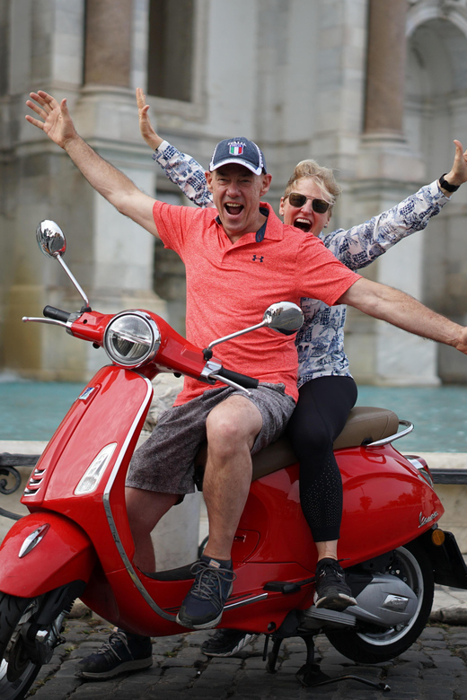 Rome: Hidden Gems Guided Vespa Tour with Photos - Safety, control, and why the instructor setup matters