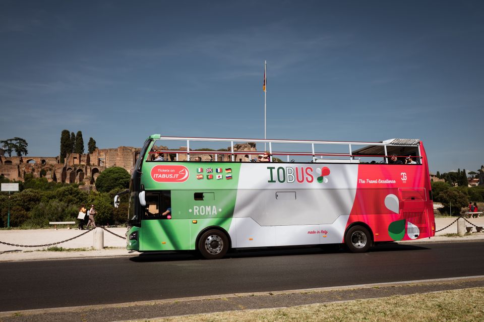 Rome: Hop-On Hop-Off Open-Top Bus City Tour - Piazza Venezia / Venice Square: the Rome crossroads moment