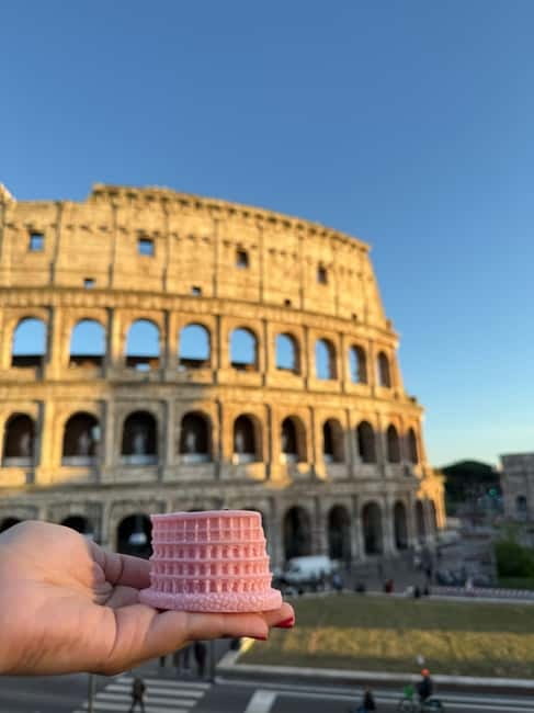 Rome: Make Your Own Candle Near the Colosseum - The Scent and Color Choices: The Most Fun Part for Many People