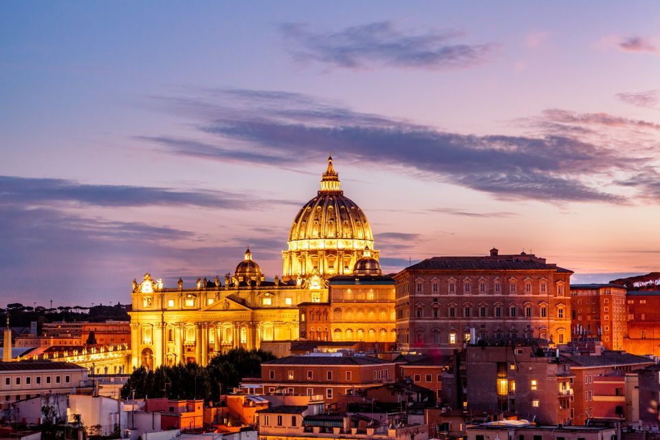 Rome: Murder Mysteries of Rome Guided Walking Tour - Via del Mascherone & Vicolo dei Venti: the alley memories effect