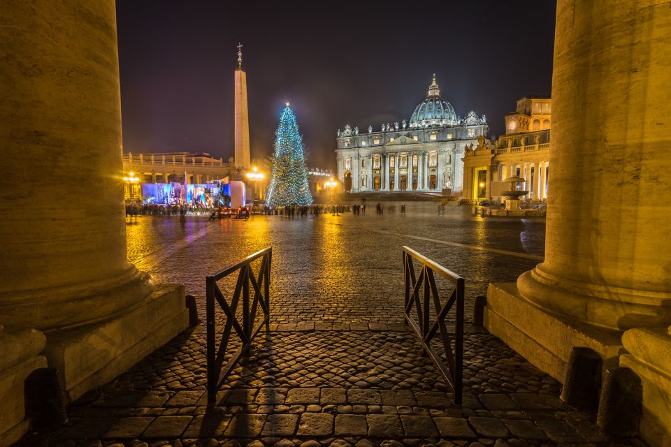 Rome: Nighttime Private Sightseeing Tour - Saint Peter Basilica at Night: What You Gain (and What You Don’t)